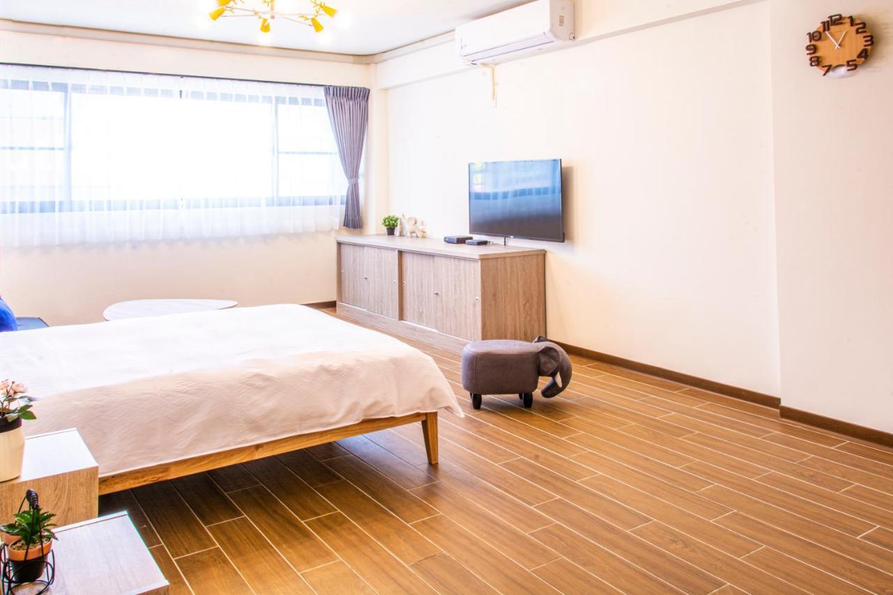 Ioio Apartment Tainan Bagian luar foto
