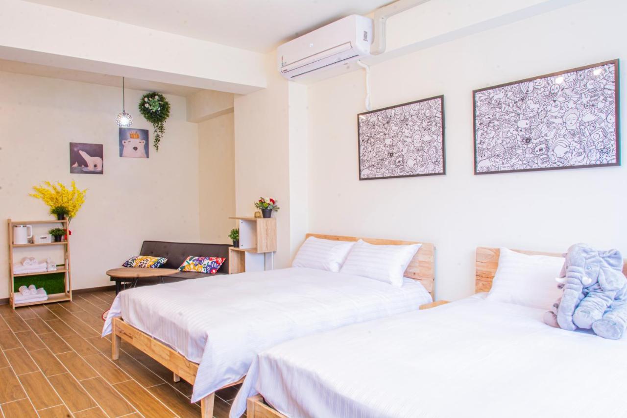 Ioio Apartment Tainan Bagian luar foto