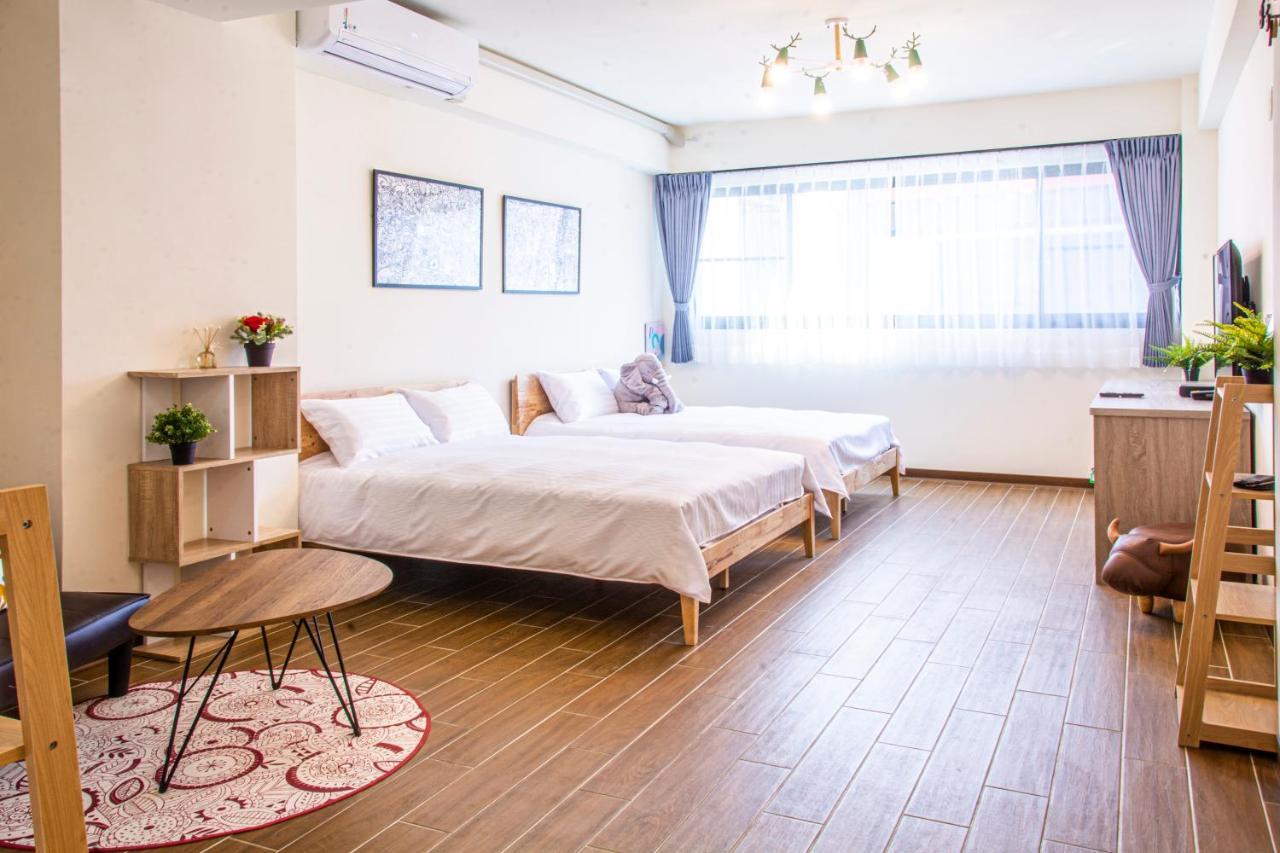 Ioio Apartment Tainan Bagian luar foto