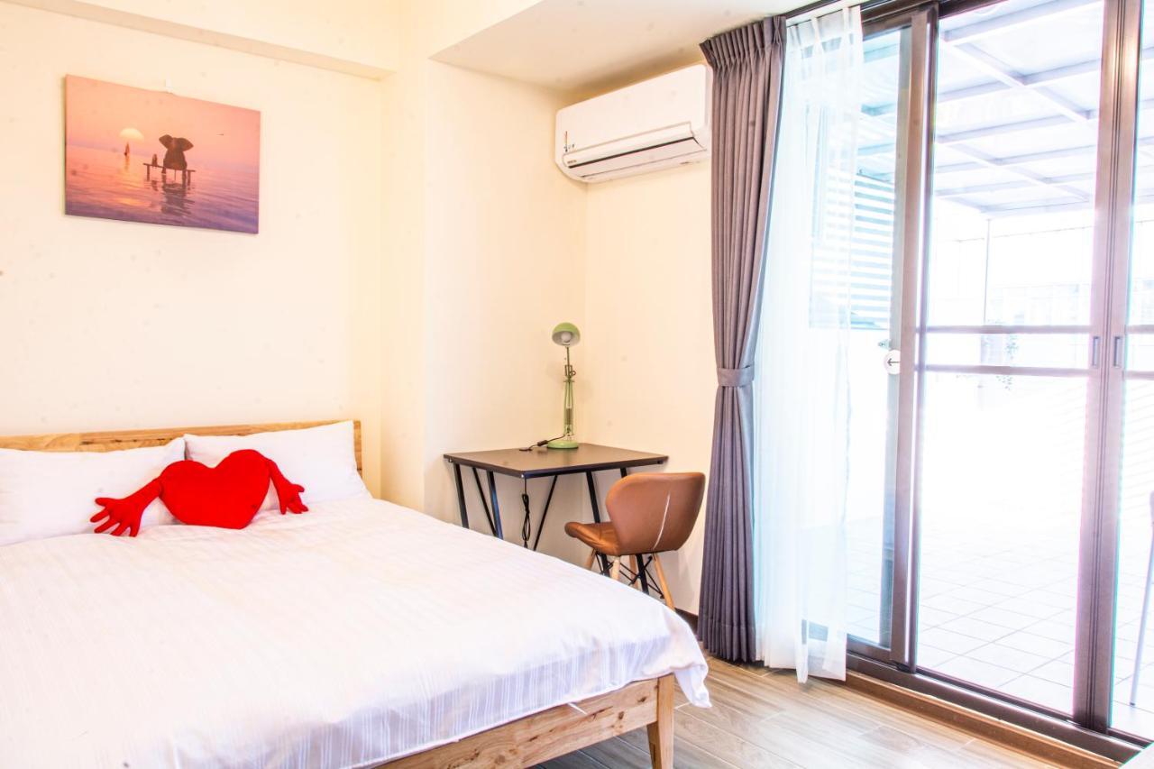 Ioio Apartment Tainan Bagian luar foto